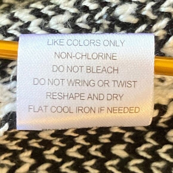 Woven Heart Aztec Geometric Open Front Cardigan Sweater Fringe Med - Picture 7 of 7